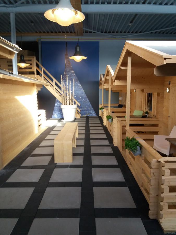 מאקום Lodgehotel De Lelie מראה חיצוני תמונה